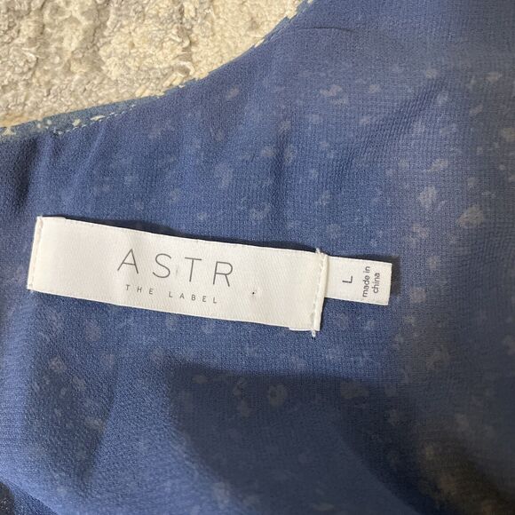 ASTR the Label Mini Dress Ditsy Floral Long Sleeve Ruched Ruffle Hem Blue Large - Picture 6 of 9